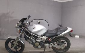 HONDA VTR 250 MC33