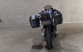 YAMAHA YZF-R25 0110
