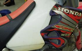 HONDA CR250R ME03