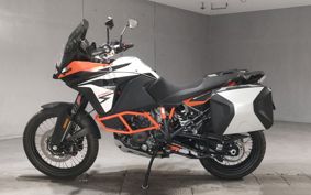 KTM 1090 ADVENTURE R 2020 V4940