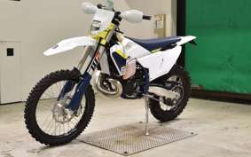 HUSQVARNA TE250 2023