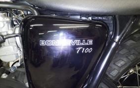 TRIUMPH BONNEVILLE T100 2014