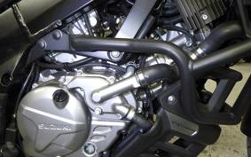 SUZUKI DL650 ( V-Strom 650 ) XTA 2021 C733A