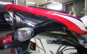 HONDA CBR600RR GEN 3 2010 PC40