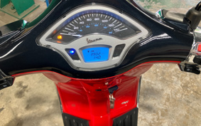 VESPA PRIMA BEIGE RA125 MICKEY ED