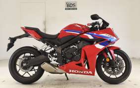 HONDA CBR650R E-Clutch 2025 RH17
