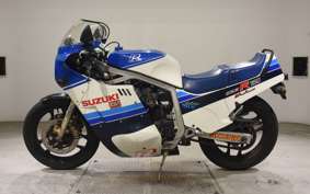 SUZUKI GSX-R750 1986 GR71F
