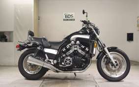 YAMAHA VMAX 2001