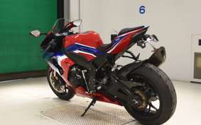 HONDA CBR1000RR R 2020 SC82