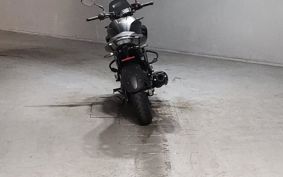 YAMAHA FZ25 RG42