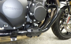 HONDA CB1300SF SUPER FOUR SP 2025 SC54