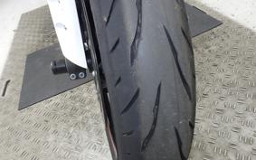 YAMAHA YZF-R6 2018