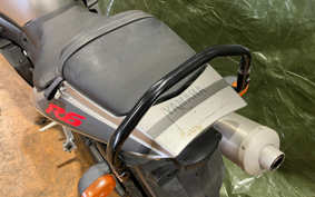 YAMAHA YZF-R6 2004 RJ05