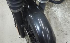 HARLEY XL883R 2005