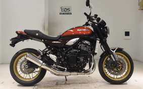 KAWASAKI Z900RS 2025 ZR900K