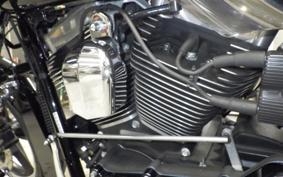 HARLEY FLD 1580 2015