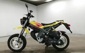 SUZUKI TR110 STREET MAGIC CF12A