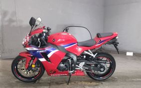 HONDA CBR600RR 2026 PC40