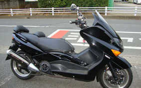 YAMAHA T-MAX 2004 SJ04J