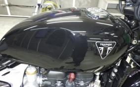TRIUMPH BONNEVILLE BOBBER 2026