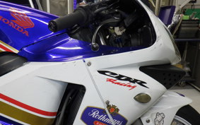 HONDA CBR600RR 2003 PC37