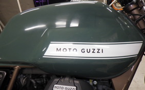 MOTO GUZZI V7 STONE 2018