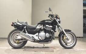 HONDA X4 2000 SC38