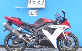 YAMAHA YZF-R1 2002 RN09