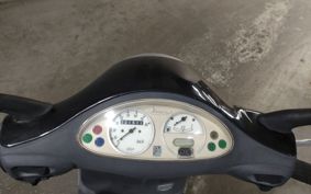VESPA LX50 ..