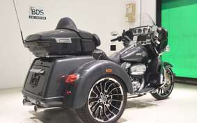 HARLEY FLHTCU TG 1870 2025