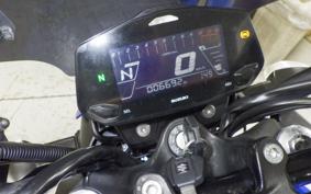 SUZUKI GIXXER 250