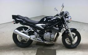 SUZUKI BANDIT 250 GJ77A