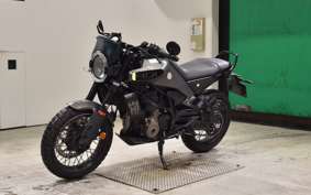 HUSQVARNA SVARTPILEN 401 2024