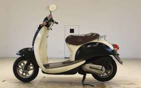 HONDA CREA SCOOPY 2025 AF55