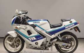 YAMAHA FZR250 2KR