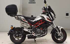 BENELLI TNT125