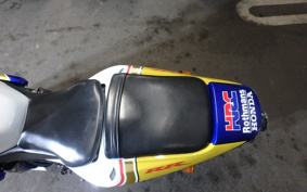 HONDA CBR600RR 2003 PC37