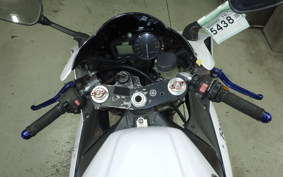 YAMAHA YZF-R1 2004