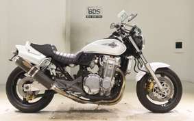HONDA X4 LD 2001 SC38