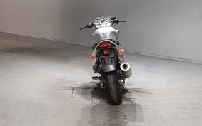 SUZUKI GSF750 1997 GR7EA