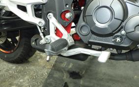 BENELLI TNT125