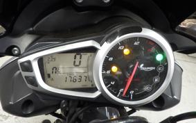 TRIUMPH STREET TRIPLE R 2014