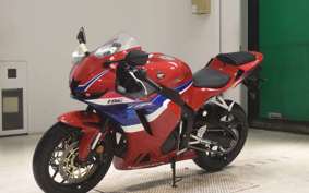 HONDA CBR600RR 2025 PC40