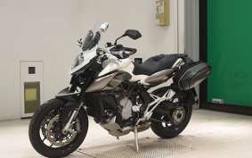 MV AGUSTA STRADALE 800 2015