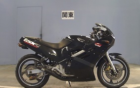 SUZUKI GSX-R250 GJ72A