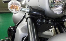 SUZUKI BOULEVARD M109R 2018