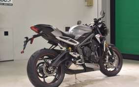 TRIUMPH STREET TRIPLE RS 2021