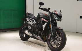 TRIUMPH STREET TRIPLE RS 2021