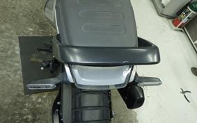HUSQVARNA SVARTPILEN 125