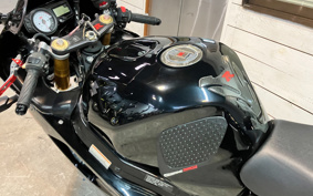 SUZUKI GSX-R1000 2004 BZ121